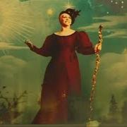El texto musical THE HOLLY AND THE IVY de ANNIE LENNOX también está presente en el álbum A christmas cornucopia (2010)