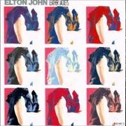 El texto musical GO IT ALONE de ELTON JOHN también está presente en el álbum Leather jackets (1986)