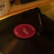 El texto musical I CAN'T TELL THE BOTTOM FROM THE TOP de ELTON JOHN también está presente en el álbum Reg dwight's piano goes pop (1994)